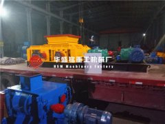 雙齒輥破碎機如何排料才能不堵料？